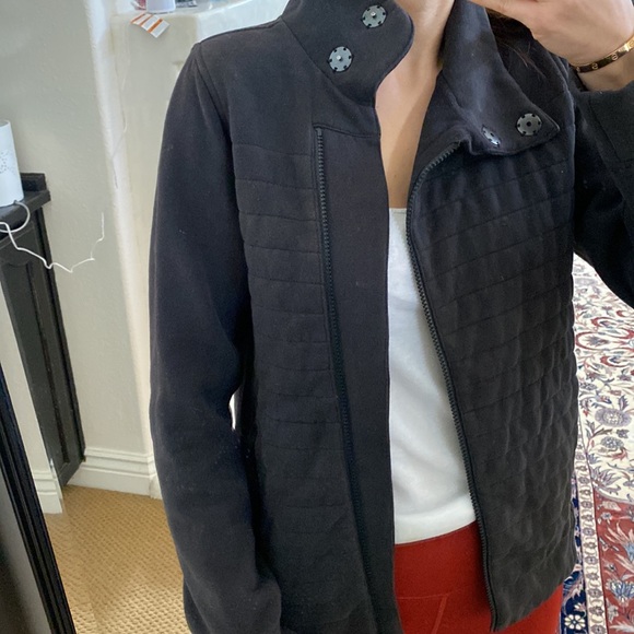 lululemon athletica Jackets & Blazers - Lululemon black fleece interior sweatshirt/jacket